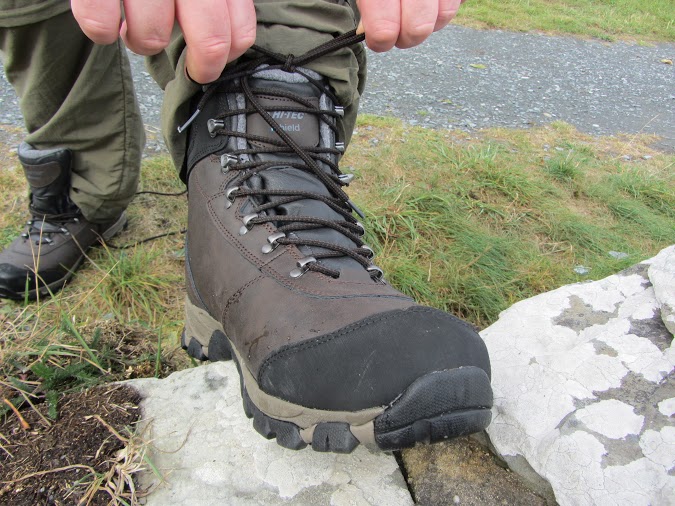 Hi-Tec Altitude V 200i waterproof hiking boot review – HikersBlog